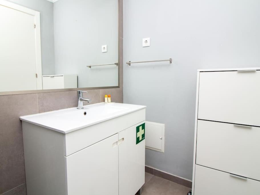 Old Town II Apartment - Top Location & Downtown อัลบูเฟรา ภายนอก รูปภาพ
